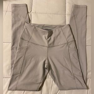 Victoria’s Secret Sport Knockout Legging in Size Extra Small